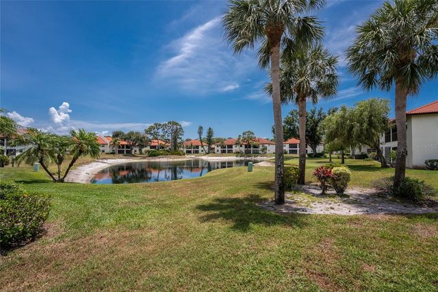 511 PINE HOLLOW CIRCLE 511, Englewood, FL 34223