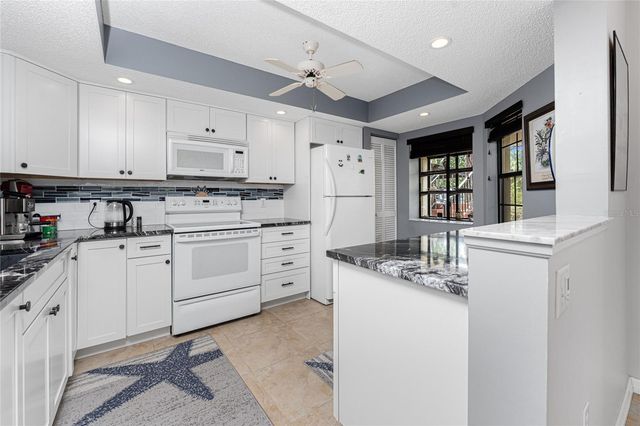 511 PINE HOLLOW CIRCLE 511, Englewood, FL 34223