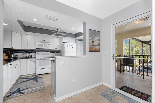 511 PINE HOLLOW CIRCLE 511, Englewood, FL 34223