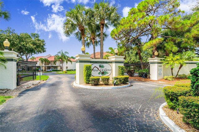 511 PINE HOLLOW CIRCLE 511, Englewood, FL 34223