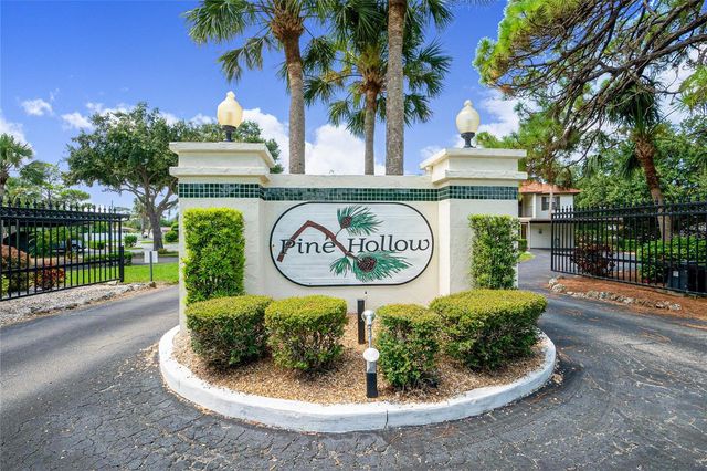 511 PINE HOLLOW CIRCLE 511, Englewood, FL 34223