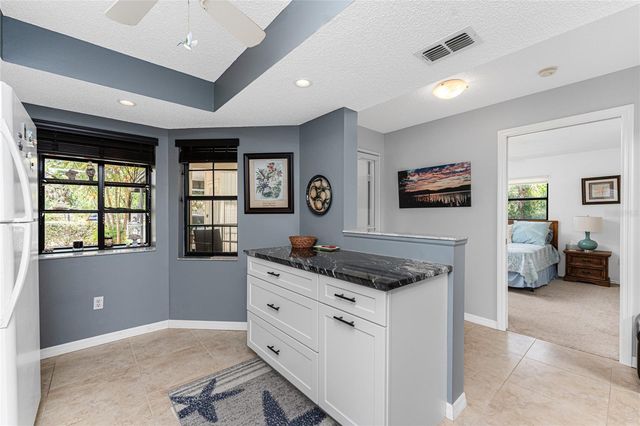 511 PINE HOLLOW CIRCLE 511, Englewood, FL 34223