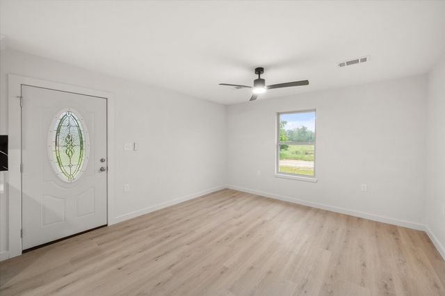 901 S 3rd, Dawson, TX 76639