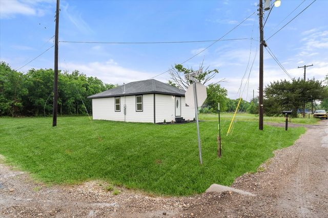 901 S 3rd, Dawson, TX 76639