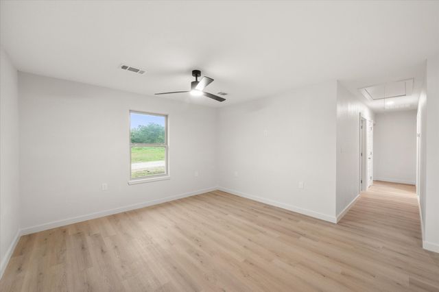 901 S 3rd, Dawson, TX 76639