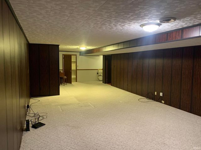 605 Coffeetree Lane, Evansville, IN 47712