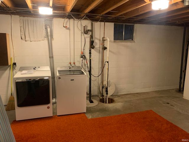 605 Coffeetree Lane, Evansville, IN 47712
