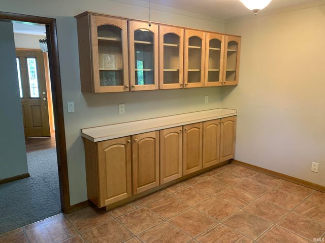 605 Coffeetree Lane, Evansville, IN 47712