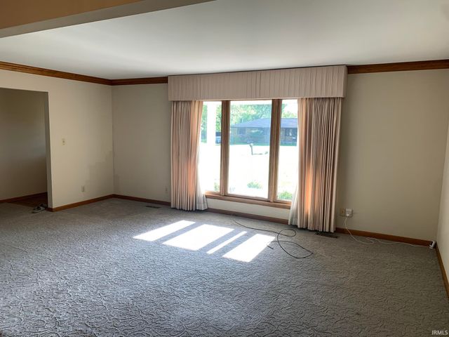 605 Coffeetree Lane, Evansville, IN 47712