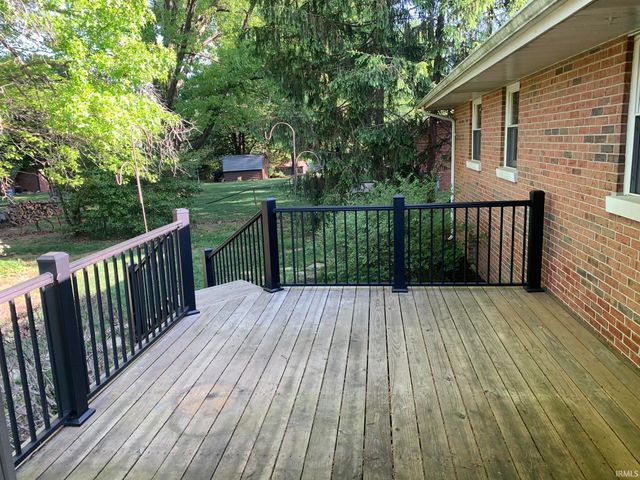 605 Coffeetree Lane, Evansville, IN 47712