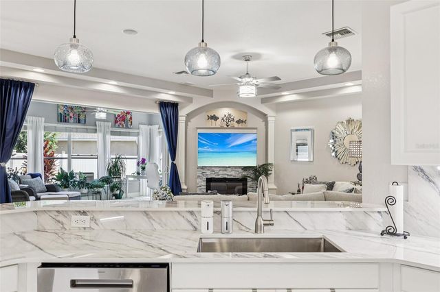 1506 AUBURN OAKS BOULEVARD, Auburndale, FL 33823