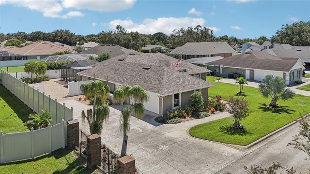 1506 AUBURN OAKS BOULEVARD, Auburndale, FL 33823