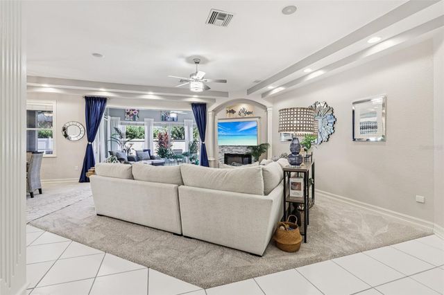 1506 AUBURN OAKS BOULEVARD, Auburndale, FL 33823