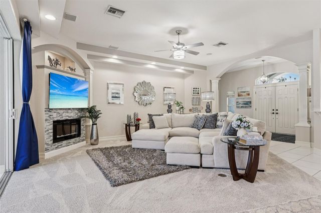 1506 AUBURN OAKS BOULEVARD, Auburndale, FL 33823