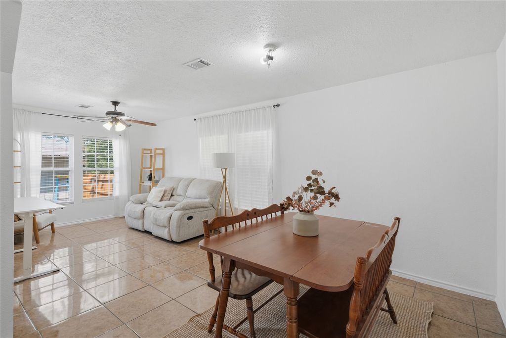 901 Melanie Lane, Keene, TX 76059 — photo 4