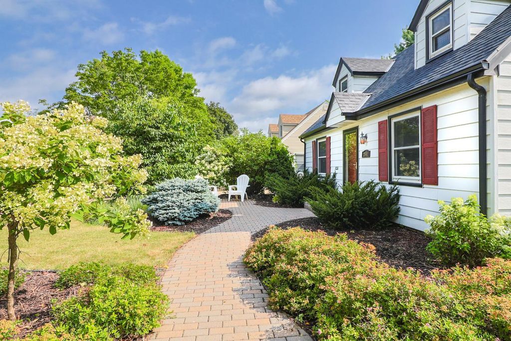 2641 Kentucky Avenue S, Saint Louis Park, MN 55426 — photo 2
