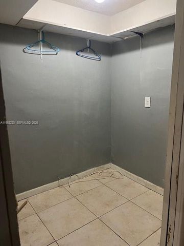 2175 NE 170th Street 114, North Miami Beach, FL 33162