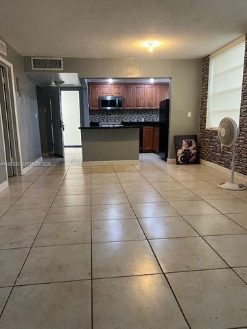 2175 NE 170th Street 114, North Miami Beach, FL 33162