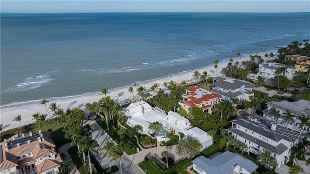 23 6TH AVE N, Naples, FL 34102