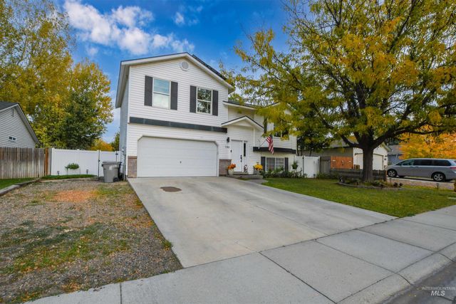 146 N Sagehen, Nampa, ID 83651 property photo