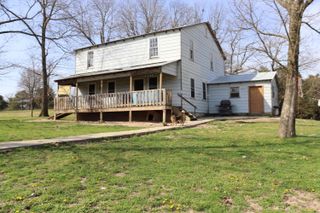 1138 Amish Loop, Seymour, MO 65746