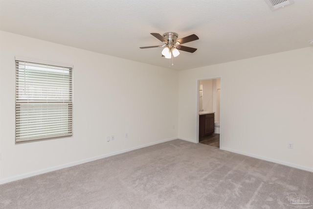 8772 Schooner Ln, Pensacola, FL 32507