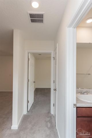 8772 Schooner Ln, Pensacola, FL 32507