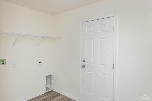 8772 Schooner Ln, Pensacola, FL 32507