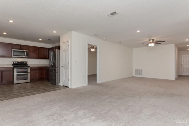 8772 Schooner Ln, Pensacola, FL 32507