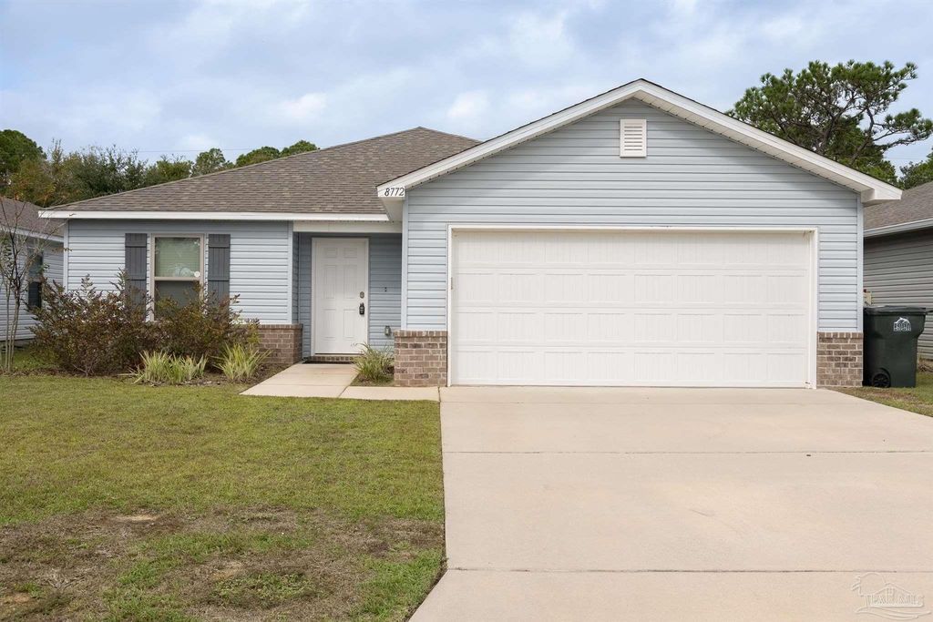 8772 Schooner Ln, Pensacola, FL 32507