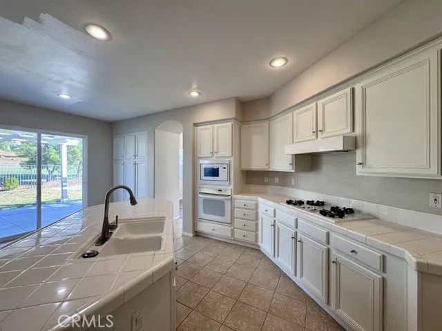 30906 Crystalaire Drive, Temecula, CA 92591