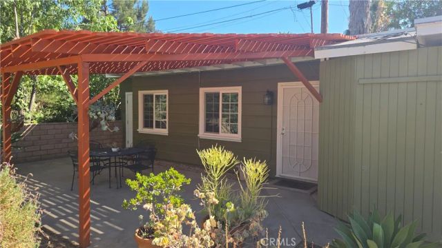 422 Bond 2, Redlands, CA 92373