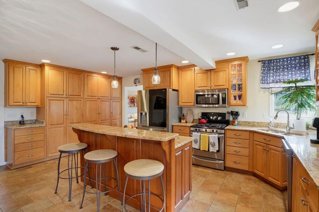 36 BENSON CT, Dover, DE 19901