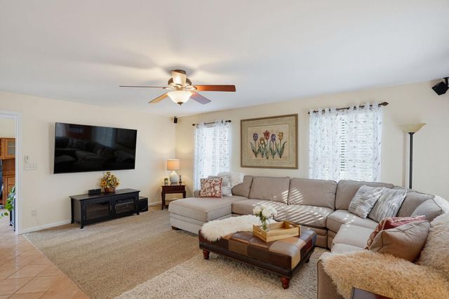36 BENSON CT, Dover, DE 19901
