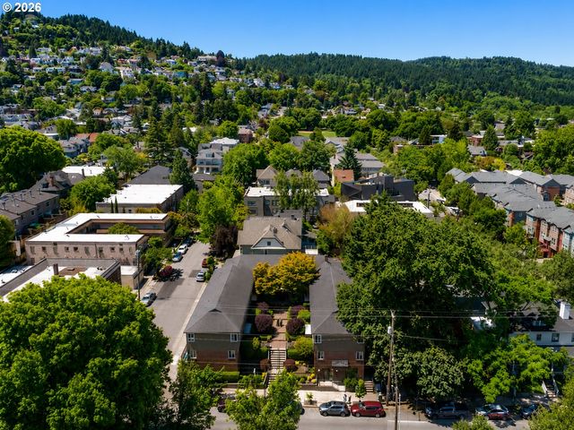1409 Nw 23RD Ave, Portland, OR 97210