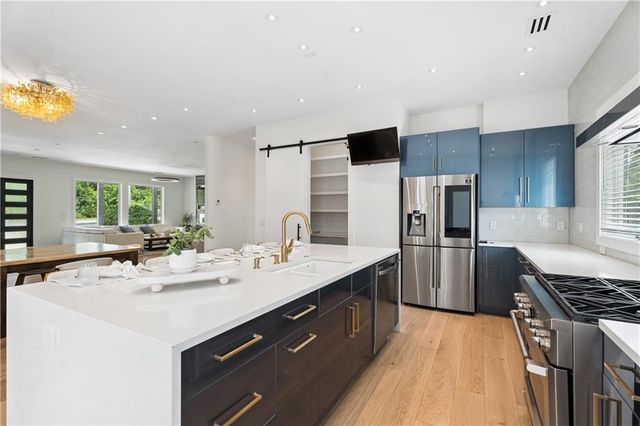 4130 Lower Roswell Road, Marietta, GA 30068