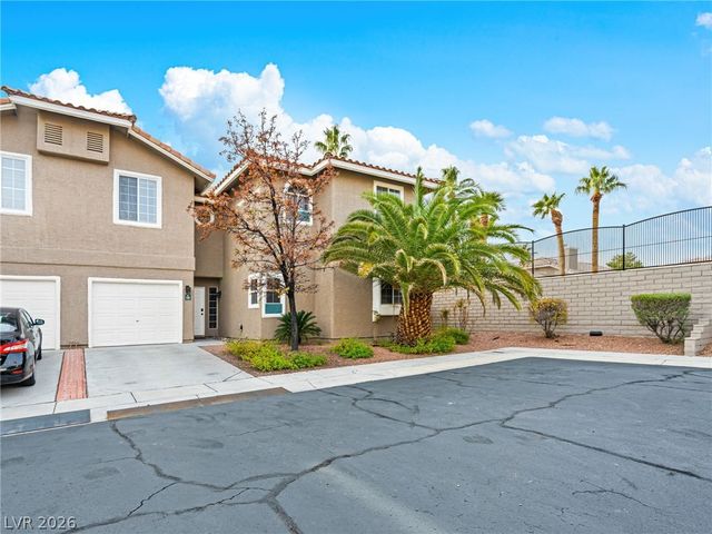 9281 Silver Arrow Court, Las Vegas, NV 89117