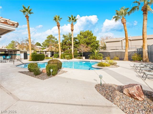 9281 Silver Arrow Court, Las Vegas, NV 89117