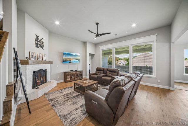 2019 W 113th Street S, Jenks, OK 74037