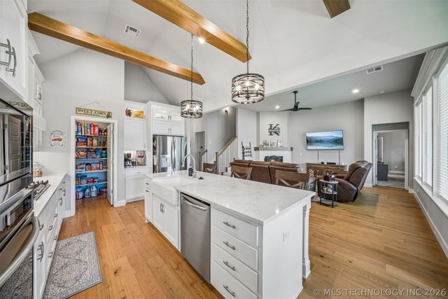 2019 W 113th Street S, Jenks, OK 74037