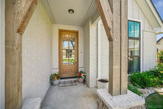 2019 W 113th Street S, Jenks, OK 74037