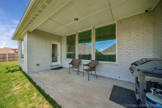 2019 W 113th Street S, Jenks, OK 74037