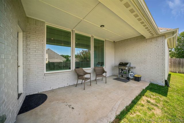 2019 W 113th Street S, Jenks, OK 74037