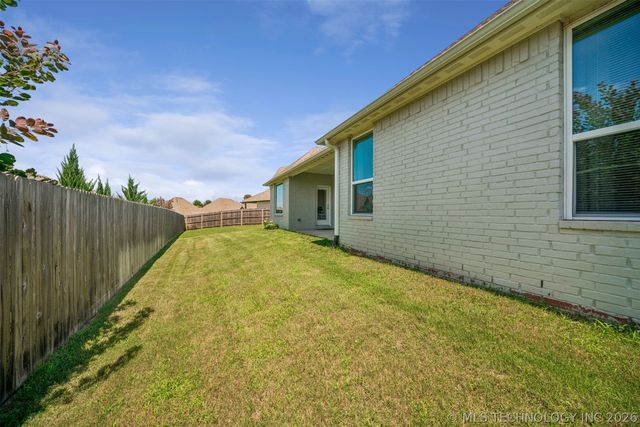 2019 W 113th Street S, Jenks, OK 74037