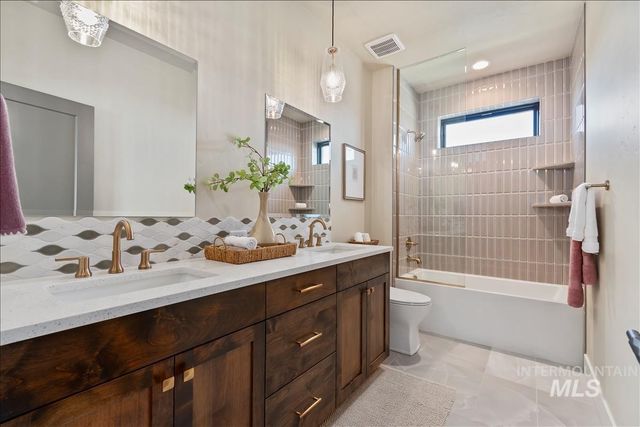 3491 N Templeton Way, Eagle, ID 83616