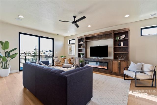 3491 N Templeton Way, Eagle, ID 83616