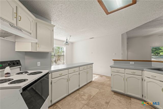 207 Cobblestone Drive, Killeen, TX 76542