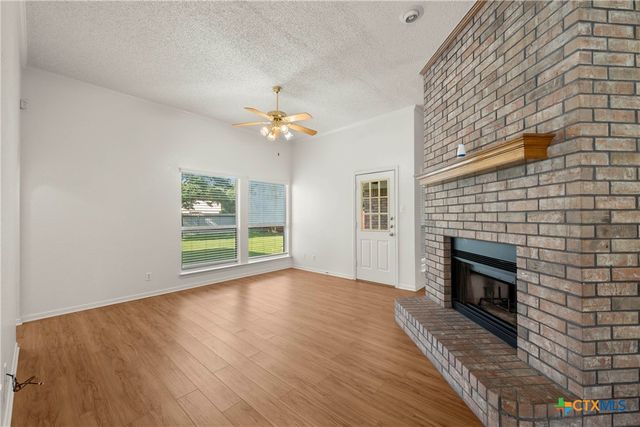 207 Cobblestone Drive, Killeen, TX 76542