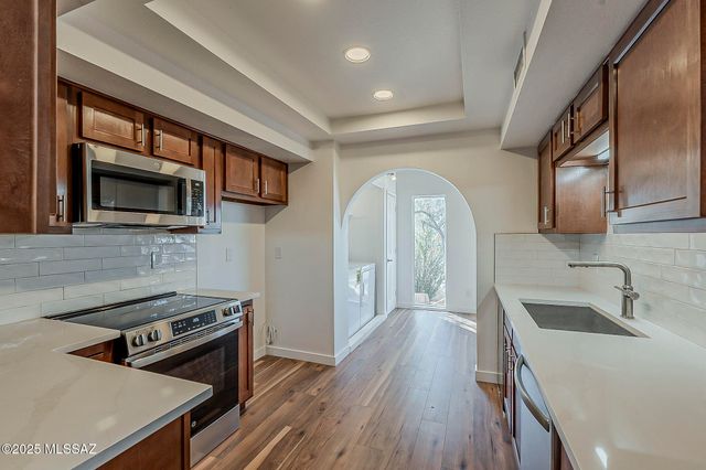 508 N Dodge Boulevard, Tucson, AZ 85716