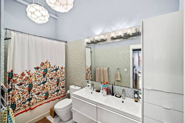 70 Exchange 206, Lynn, MA 01901